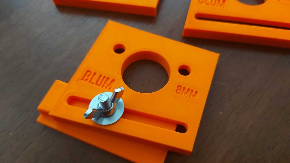 Sablon mobila pentru marcare/gaurire prindere oala balama blum