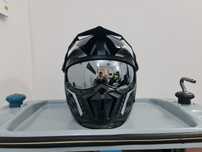 Vând cască enduro (atv, moto, trotinetã, bicicletã)