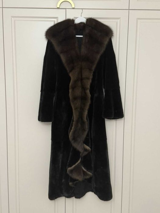 Роскошная норковая шуба VITO PONTI BLACKGLAMA с отделкой соболем