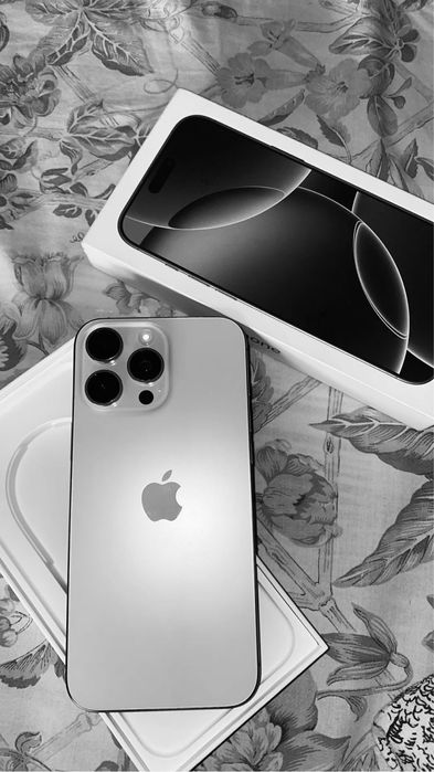 Iphone 15 pro max  512 гб