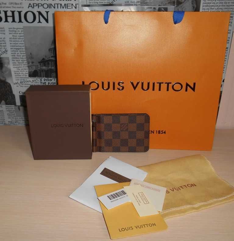 Portofel pentru bărbați Louis Vuitton. Franta 299