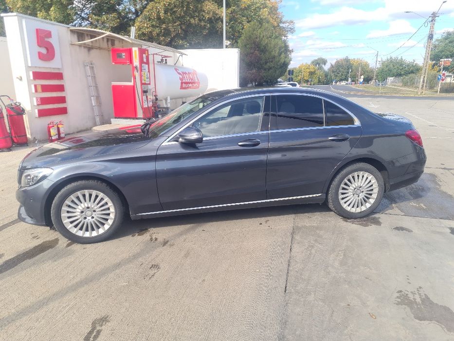 Vând sau schimb mercedes C clas 2015 motor 1.6d