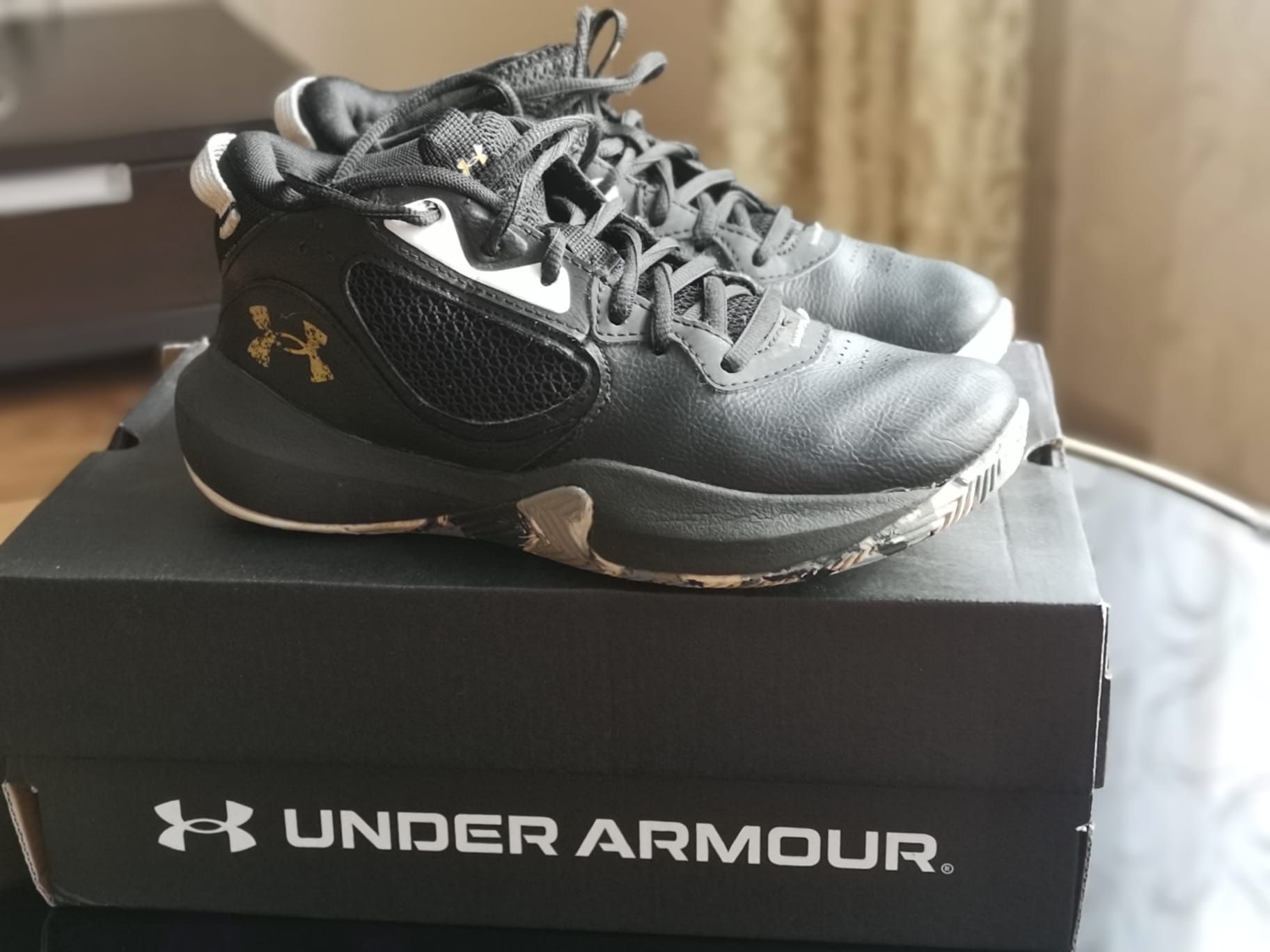 Sneakers/pantofi sport Under Armour piele, 38