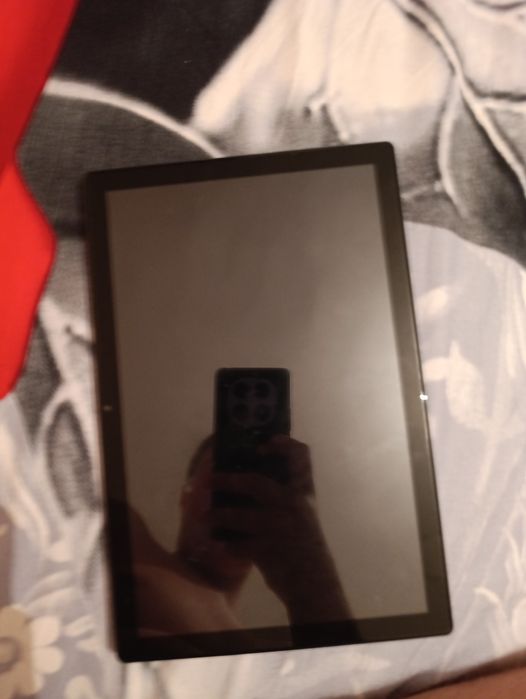 Продам планшет цена 30000 тенге состояние хорошее встроеннаяпамять 1тр