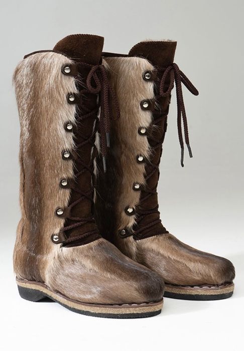 Продам Унты Айхал