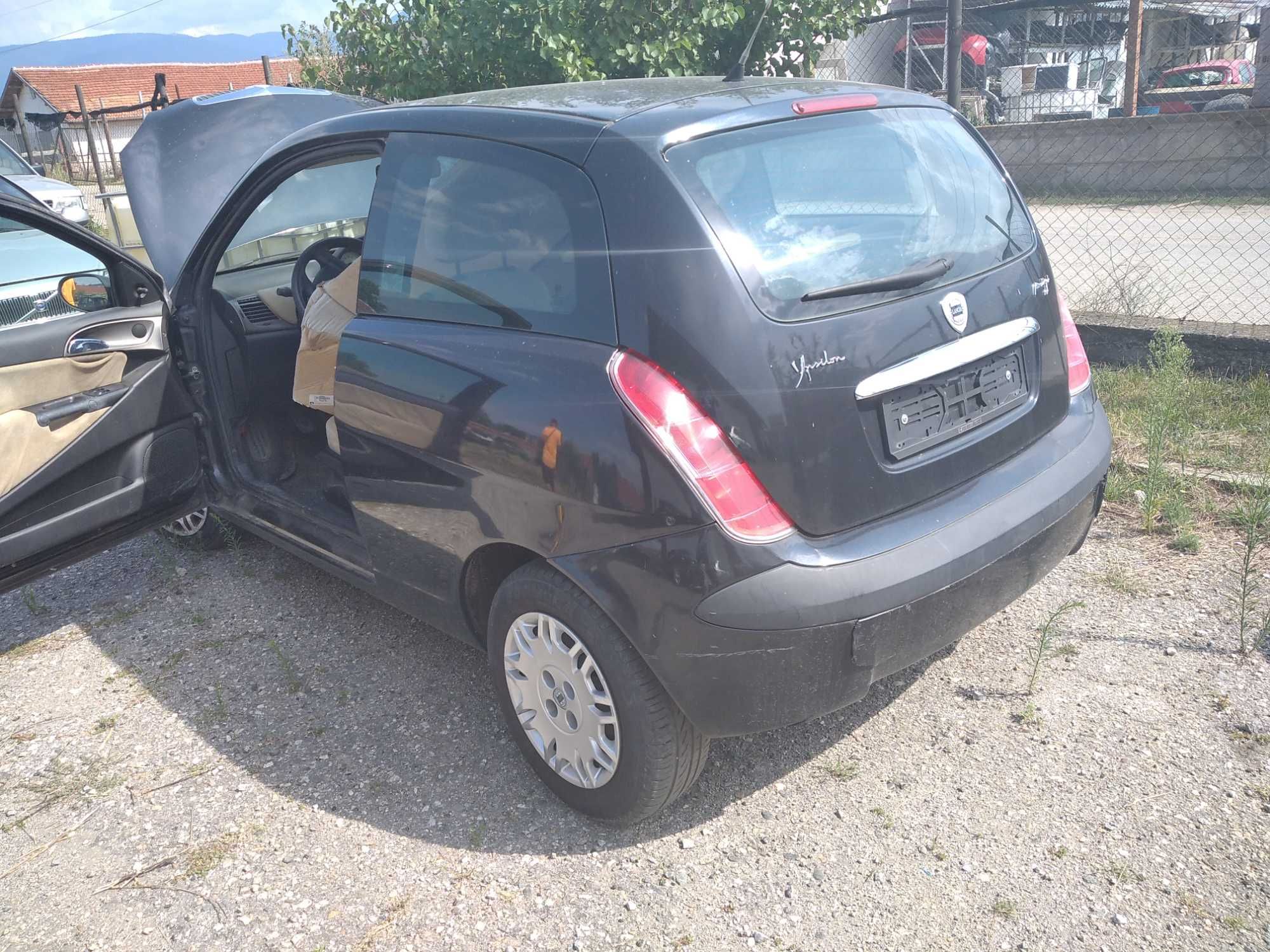 Lancia Ypsilon 1,3 mjti , Ланчия Епсилон на части!
Август 2004