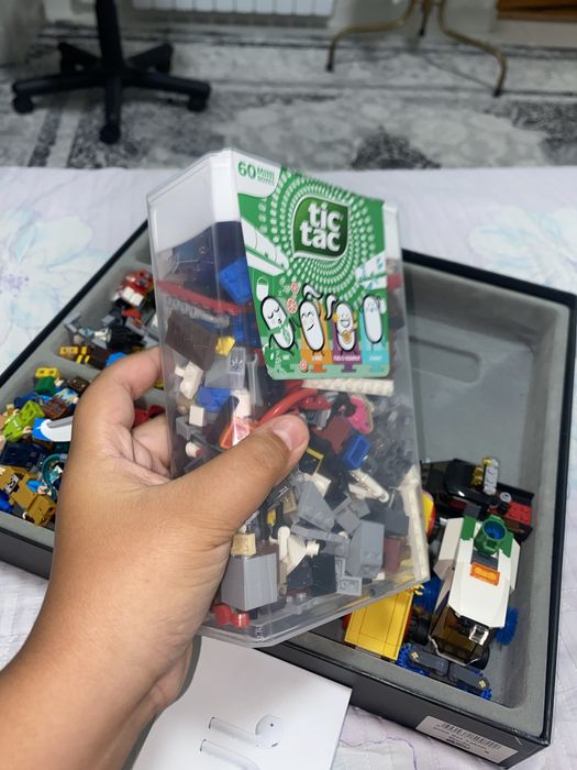 Лего оочень много, в идеальном состоянии