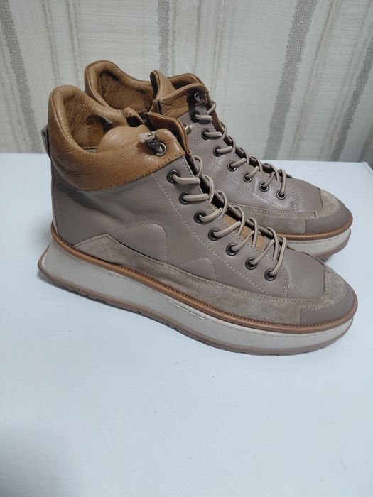 Продам обувь новая кожа 40р  осень