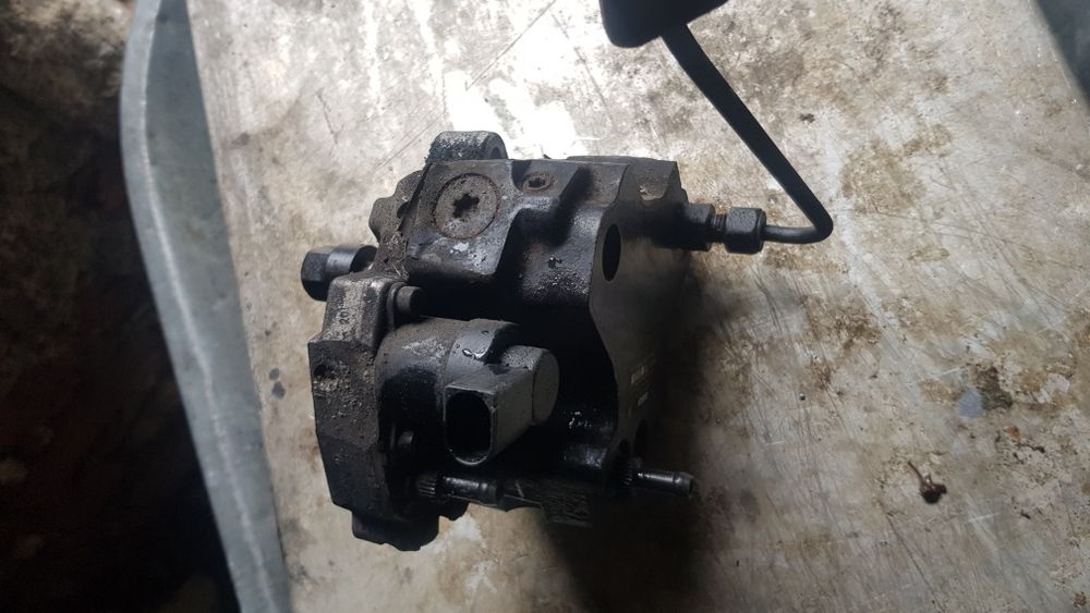 Pompa de inalte bmw 3.0d 218cp euro3