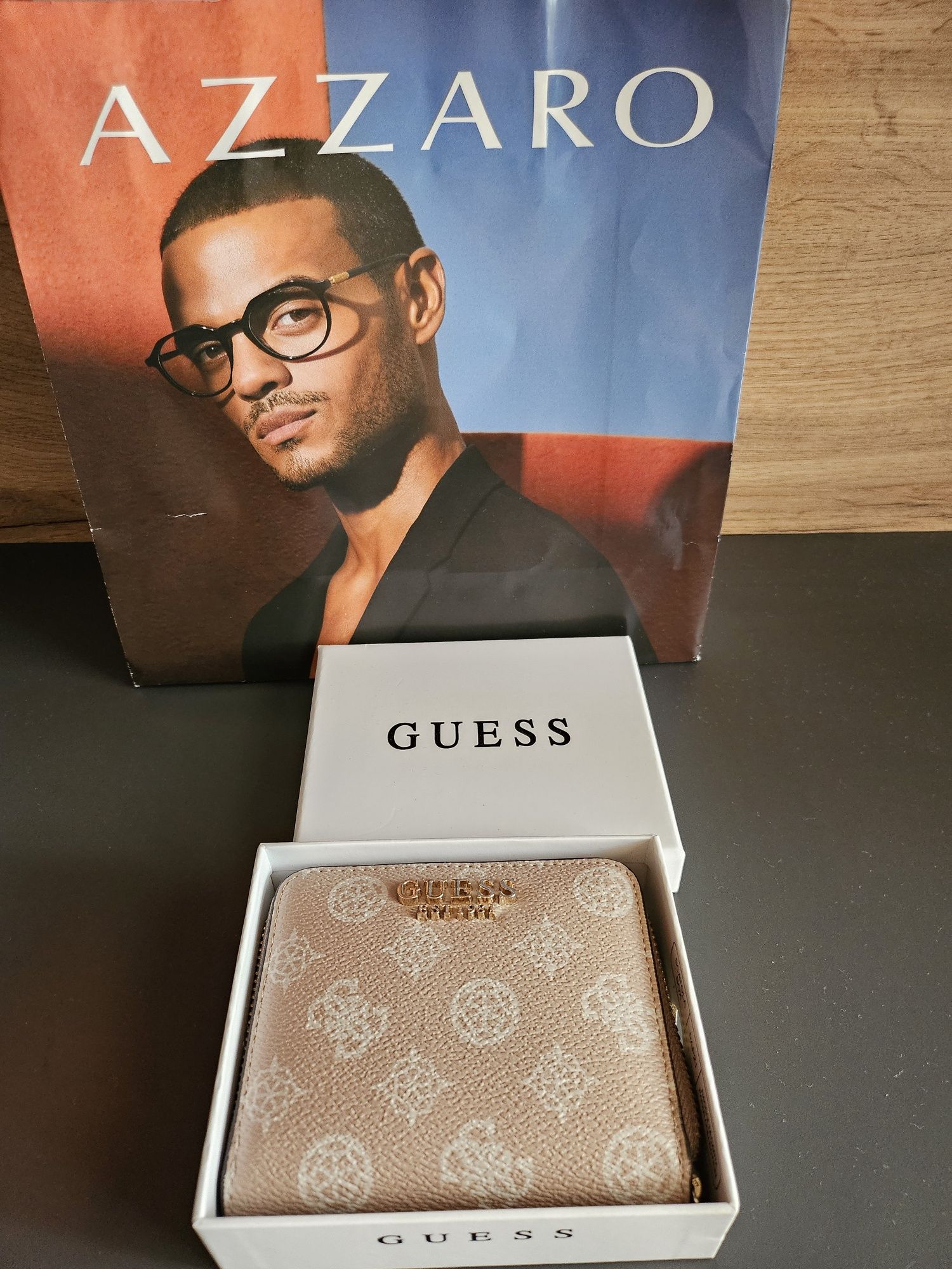 Оригинално портмоне Guess