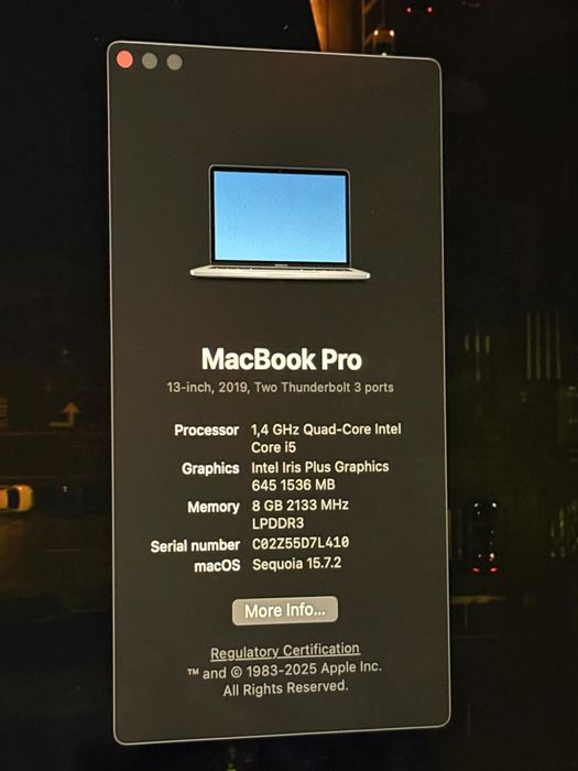 macbook pro 2019 touchbar, 13 inch, 8gb ram, 256gb stocare. laptop