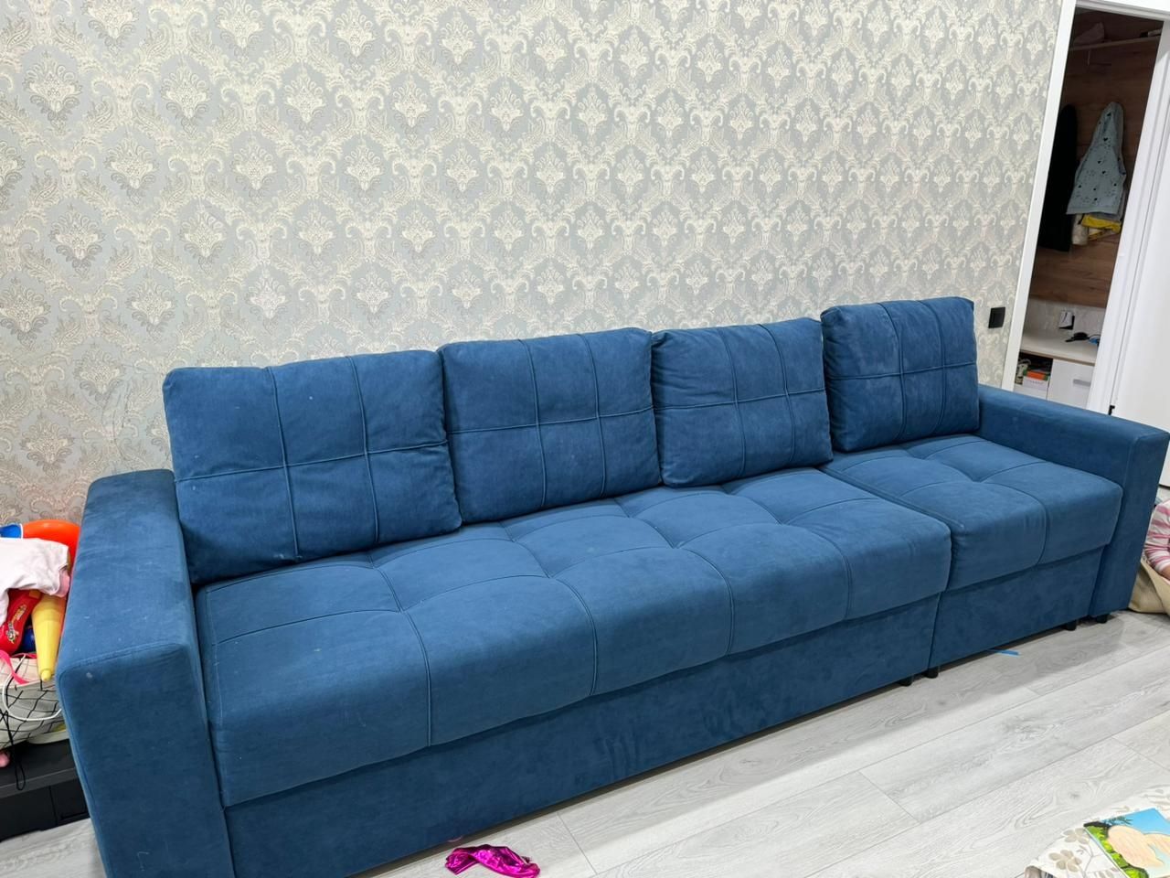 Продам диван в отличном состояни