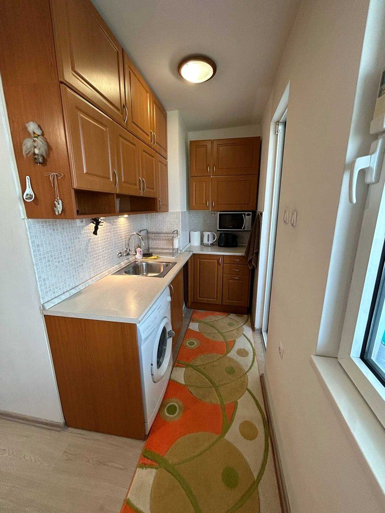 Дава се под наем Двустаен апартамент в Пловдив, Център - 68 кв.м за 357 € - Снимка #1