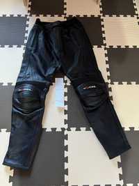 Pantaloni moto din piele NOI* cu BON protecti nivel 2 Marime: M si L