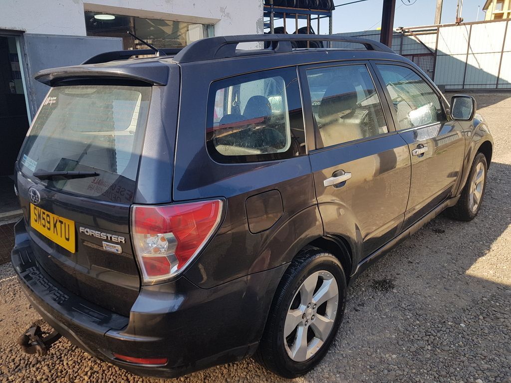 Dezmembrez Subaru Forester 2.0 Diesel 2007-2010