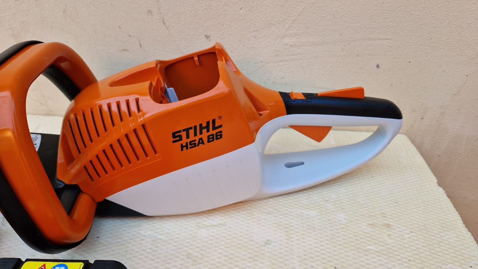 Foarfeca gard viu Stihl HSA 86