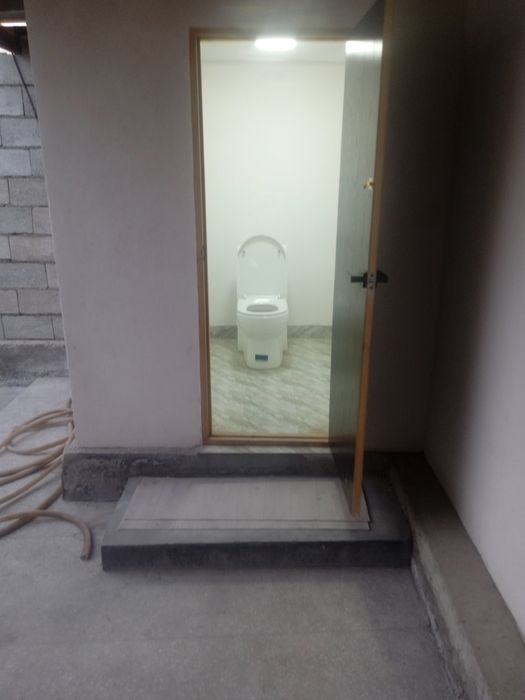 Уй сотилади таёр холатда