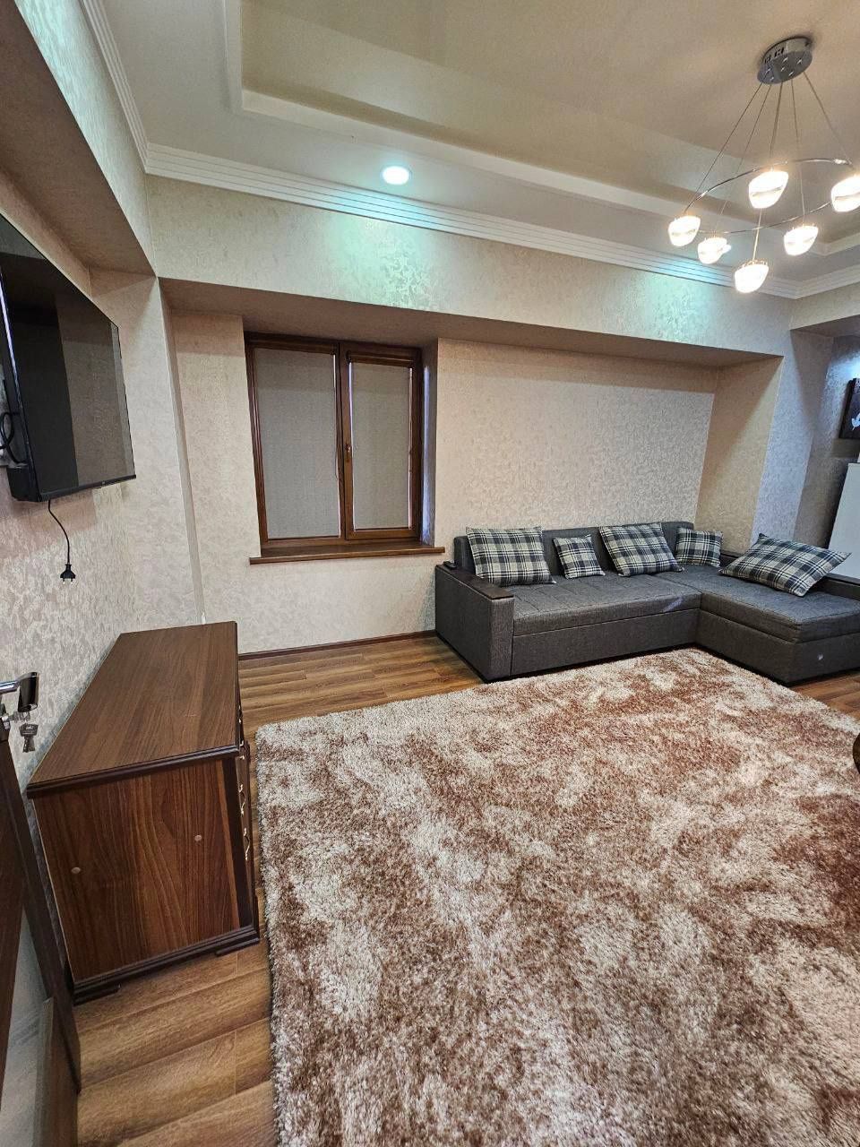 Продажа квартира ц5 Алайский рынок 2х комнатная с мебелью и техникой