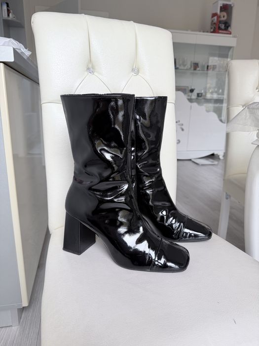 Zara черни лачени боти номер 41