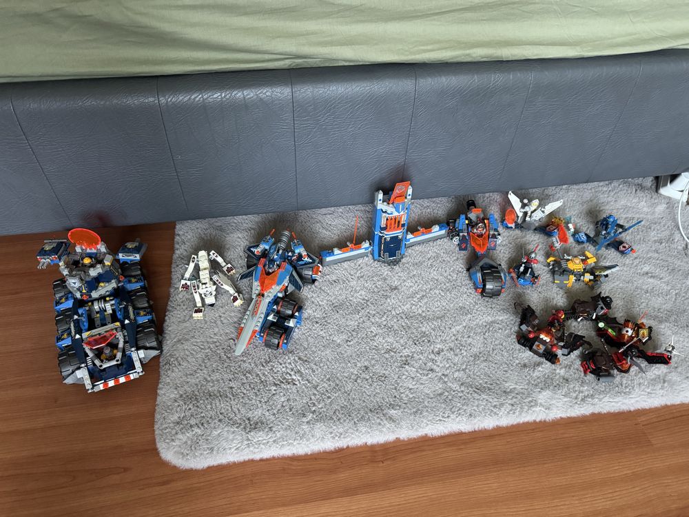 Legouri Lego Ninja Go si Nexo knights