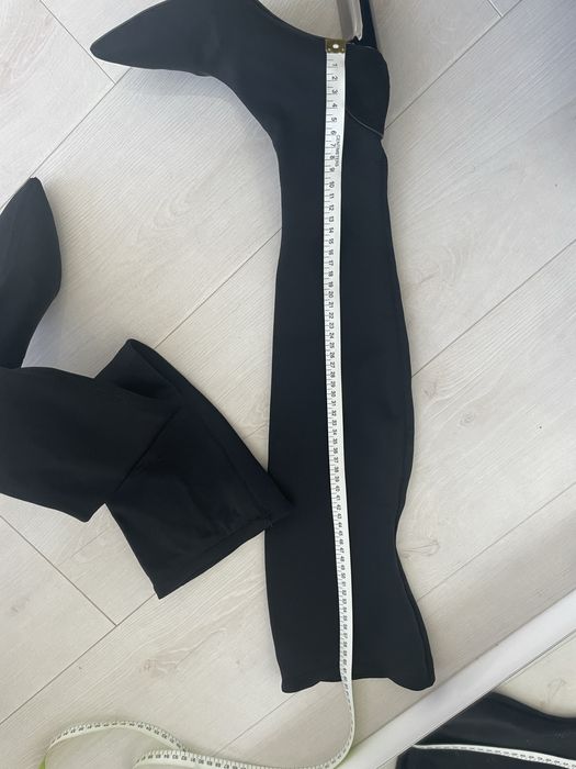 Cizme nr 35 peste genunchi zara si sandale