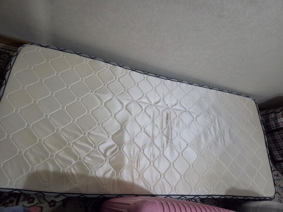 Матрас, срочно продаю из-за переезда