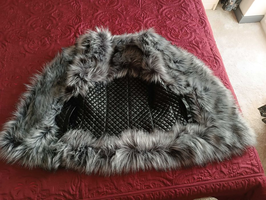 Vând cojocel de blanita