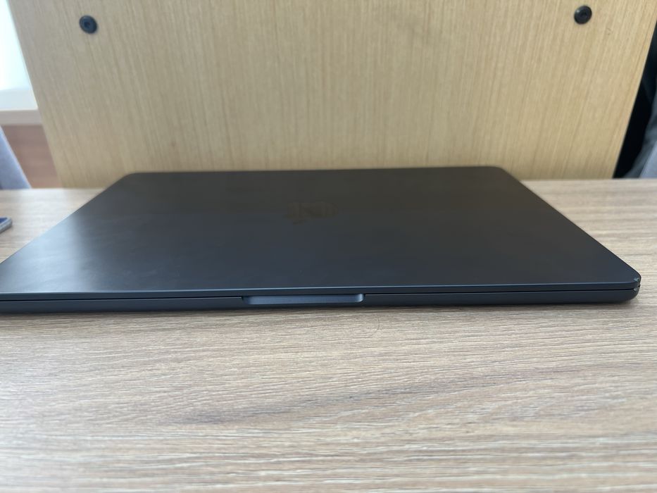macbook air m4   16/256
