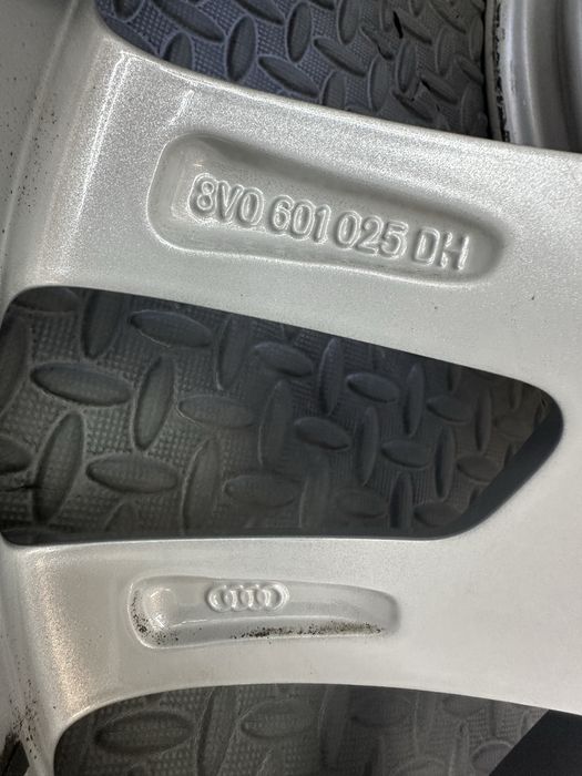 17 цола 5х112 - Audi - A3-A4 -(VW-Skoda-Seat)