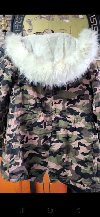 Geaca inblanitq foarte bunq