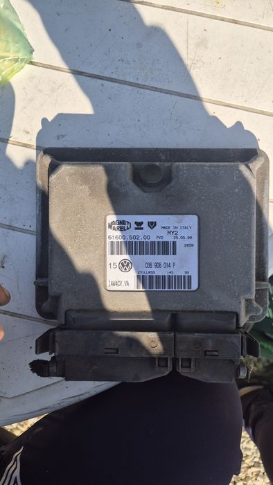 Оригинален Компютър Двигател 1.4 75кс За Голф 5