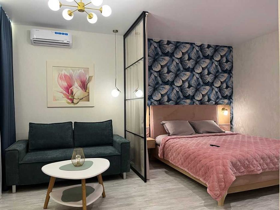 Сдаются 1-комнатные апартаменты на левом берегу.