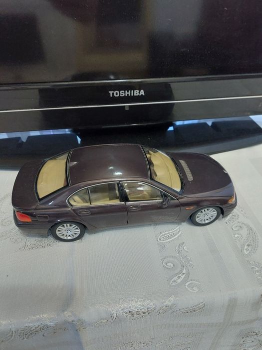 Macheta Bmw seria 7 E65