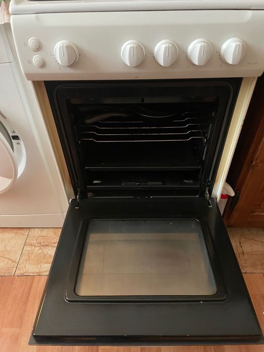 Aragaz zanussi cu 4 ochiuri