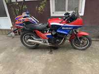 Vand sau schimb suzuki gsx 750cc