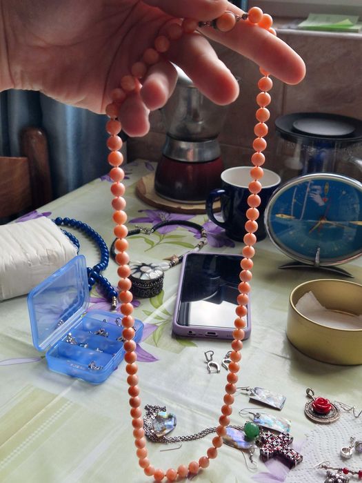 Colier vintage din coral autentic cu închizătoare din argint SS