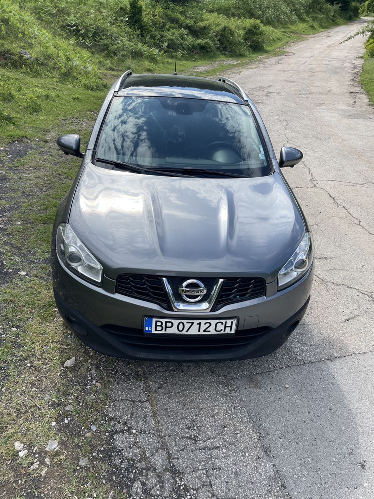 Nisan Qashqai 2.0 i