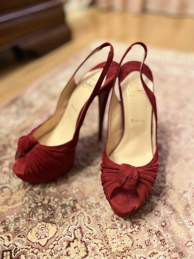 Pantofi Christian Louboutin