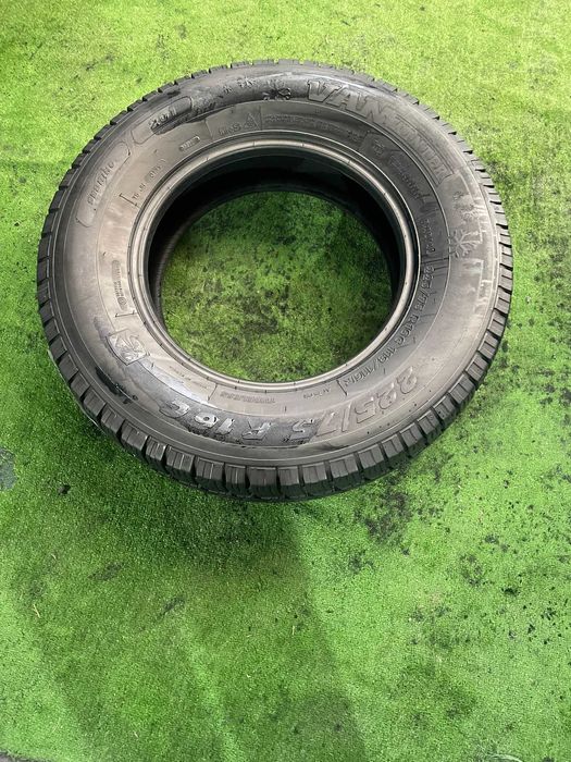 Anvelope iarnă 225/75/16C Sebring