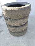 Шины зимние б/у 235/65R17
