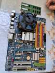 Материнская плата gigabyte p45+prosessor intel duarcor 2,2гг