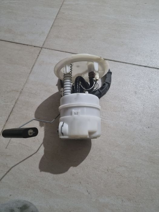 Pompă motorina rezervor peugeot 407 2.0 hdi  136 cp