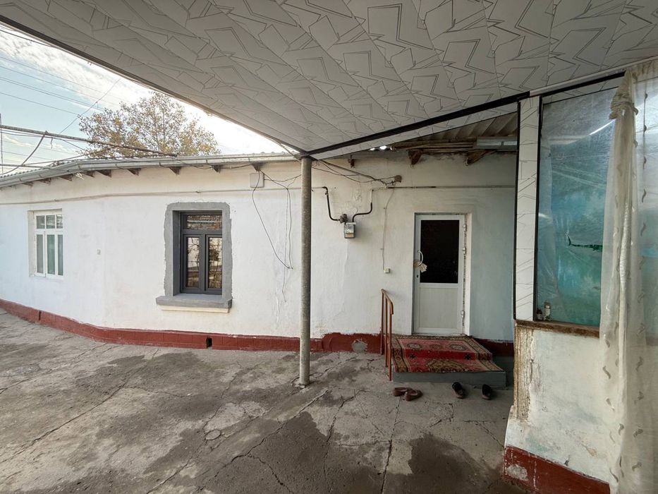 УЙ СОТИЛАДИ.   Дом продается