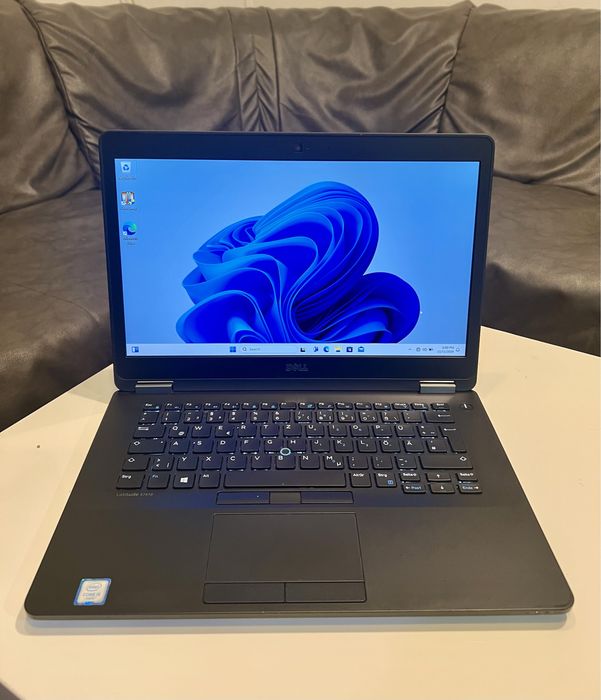 Laptop Dell Latitude E7470 – Eleganță și Performanță