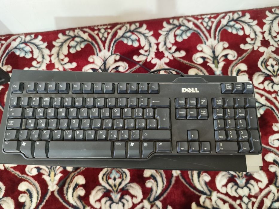 HP LE1901w stolni