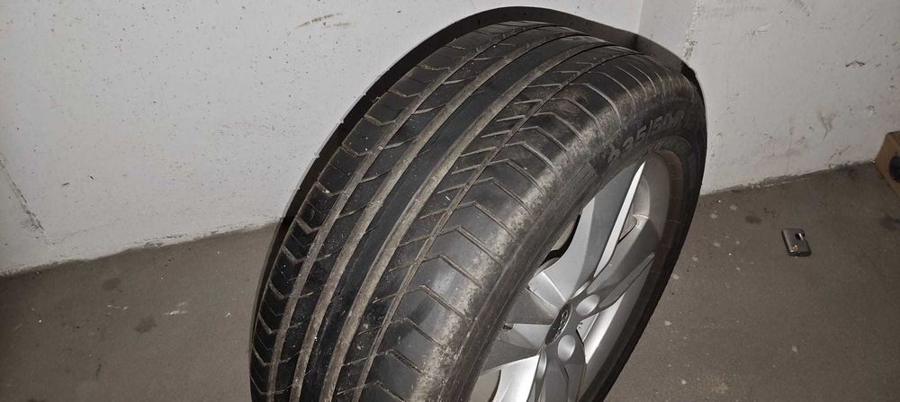 Vand set jante orig. aliaj Audi Q3 
235 50 R18 si anvelope stare f b