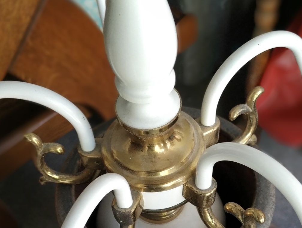 Candelabru alb u 5 brațe