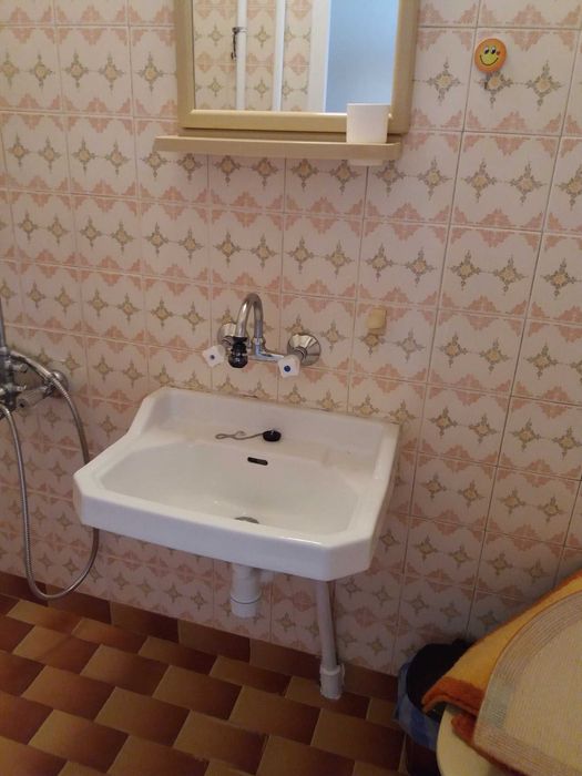 Двустаен ап. под наем в кв. Хаджи Димитър