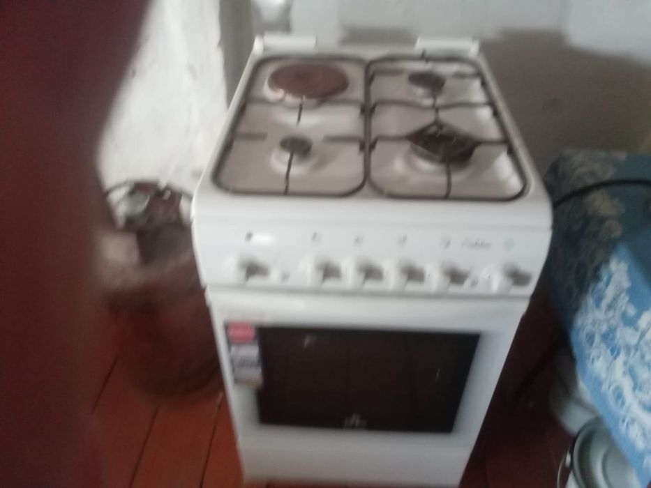 Газовая плита универсальная с балоном и редуктором вместе