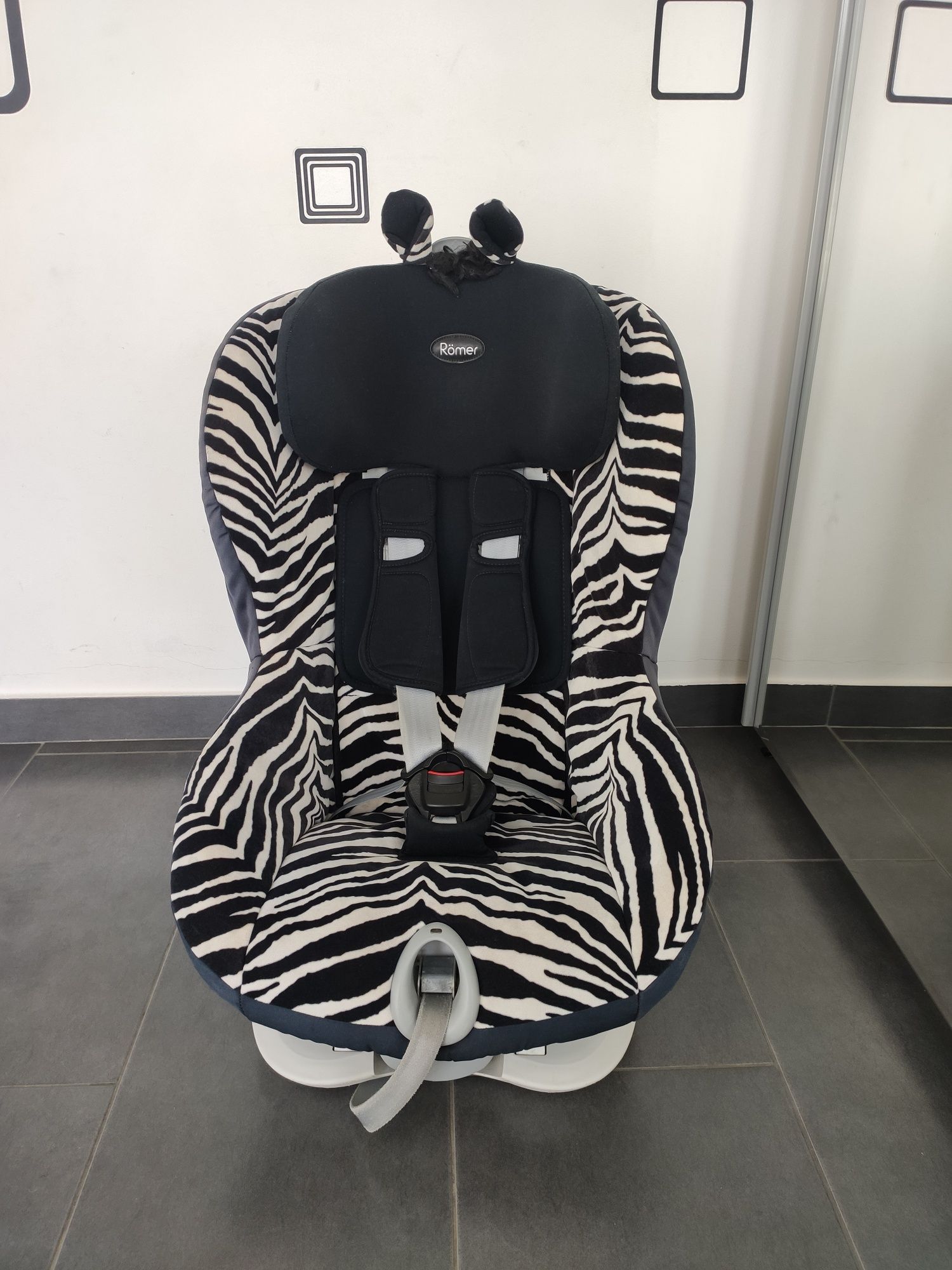 Scaun auto Britax Romer King II pentru copii intre 9 și 18 kg